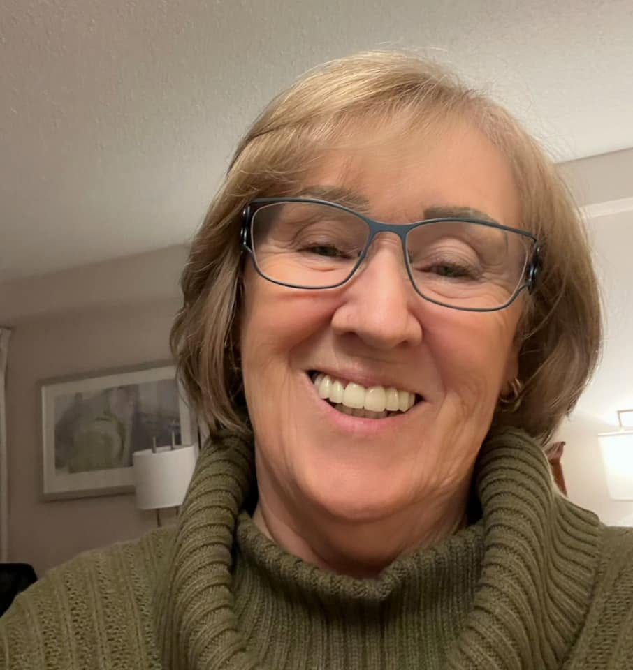 Lynne, Jay's mom
